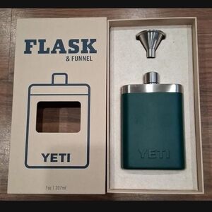 YETI Dark Green Flask with Silver Funnel